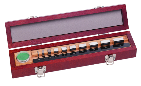 Mitutoyo Mikrometreler İçin Kalibrasyon Seti | 516-106-10